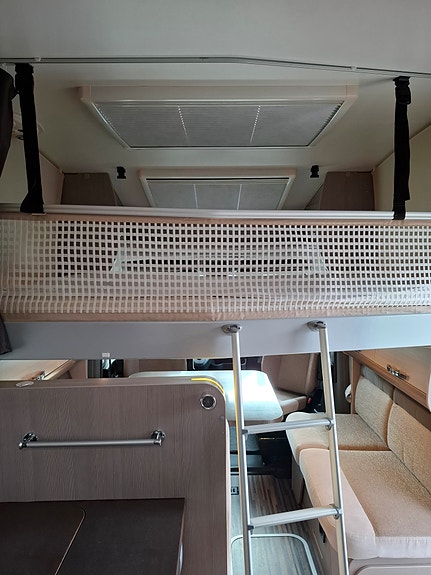 Adria Matrix Supreme SL 11 of 16