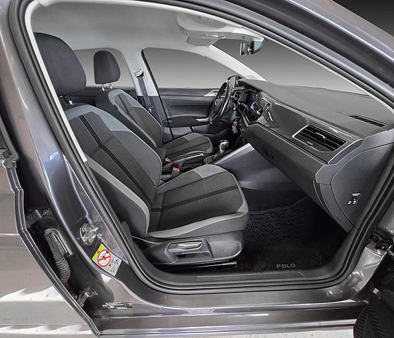 Volkswagen Polo 17 of 23