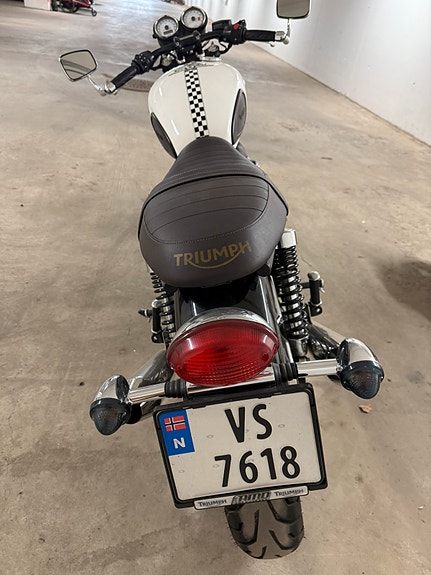 Triumph Thruxton 900 ACE Special Edition 3 of 6