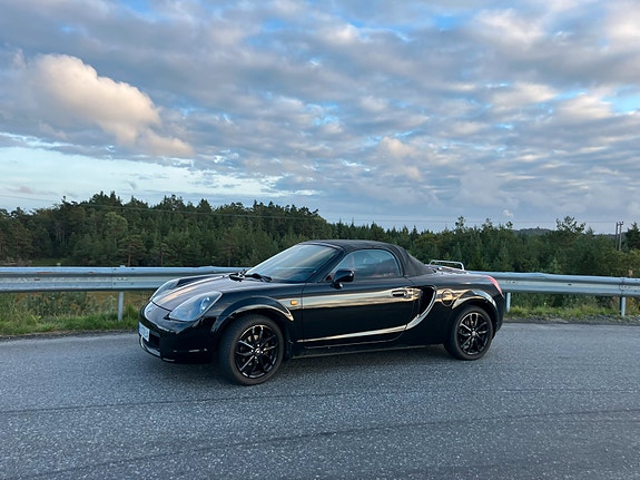 Toyota MR2 11 of 18