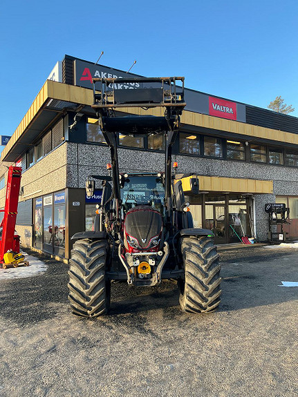 Valtra N175D m/front hydr og PTO foran 2021, kr 1 400 000,-