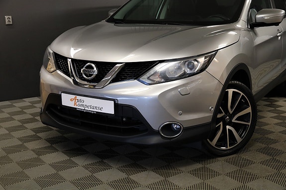 Nissan Qashqai 2 of 5