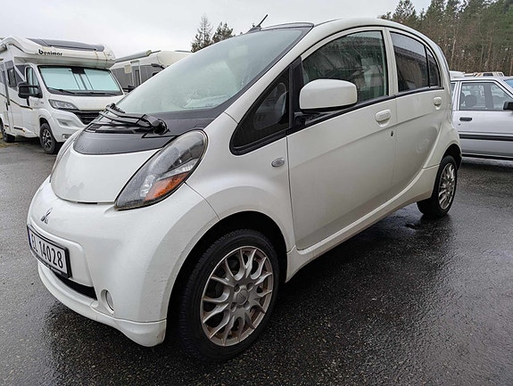 Mitsubishi i-Miev 3 of 10