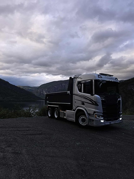 Til salgs: Scania R580 - 2018 - Tippbil - 580 hk - 16 353 l | FINN.no