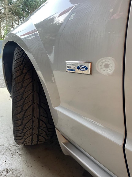 Ford Mustang 8 of 15
