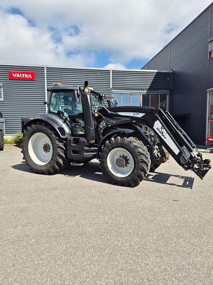 Valtra T 234 Versu 2017, kr 999 000,-