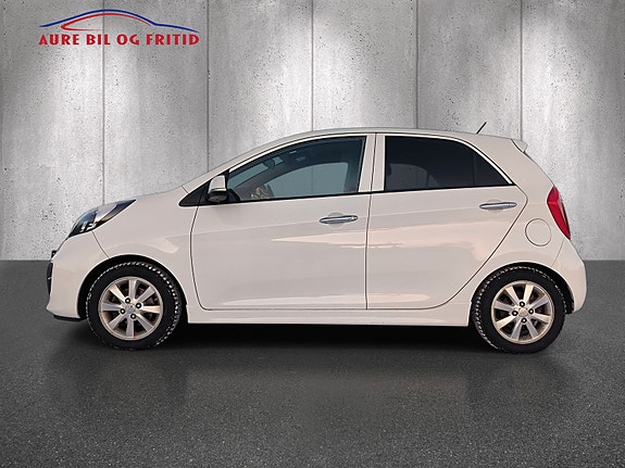 Kia Picanto 3 of 5
