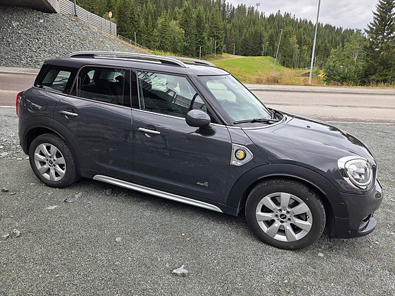 MINI Countryman Cooper SE 13 of 30