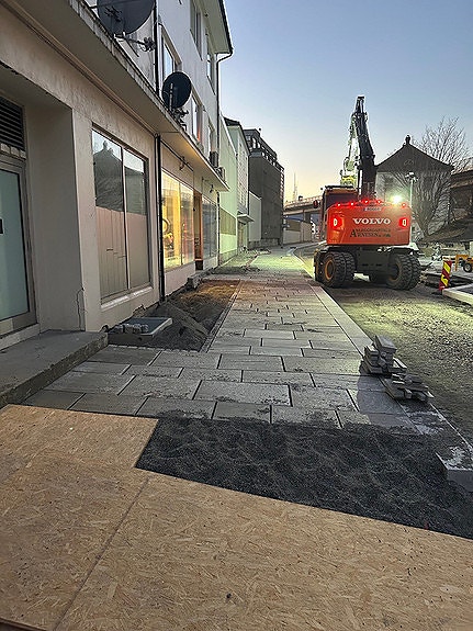 Roger i fullt driv i Måløy