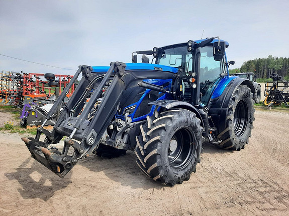 Valtra N174DST GPS forberedt 2022, kr 1 365 000,-