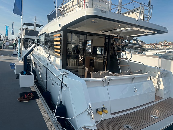 NYHET Swift Trawler 37 kan sees i Dusseldorf 4 of 5
