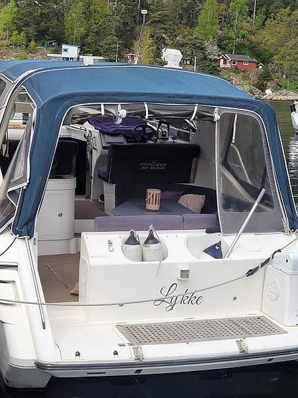 Princess 366 Riviera 1993 mod. 14 of 18