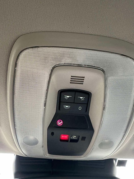 Volvo S60 27 of 30