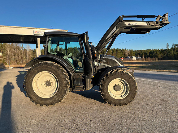 Valtra N174D m/ NY laster 24 2017, kr 749 000,-