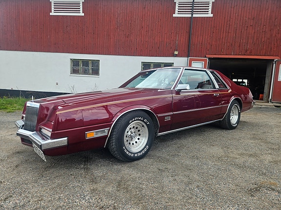 Chrysler 13 of 16