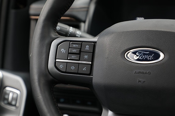Ford F-150 14 of 30