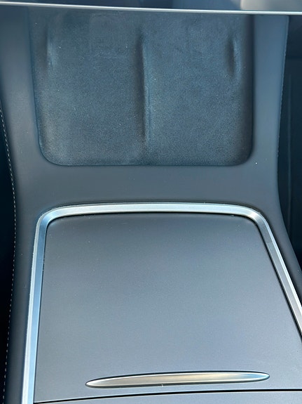 Tesla Model Y 14 of 30