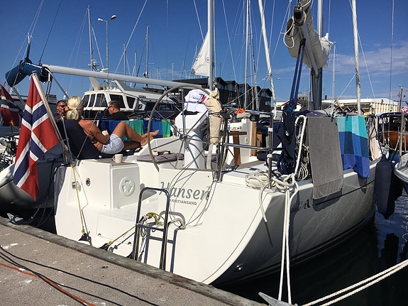 Lettseilt Hanse 320 i Kristiansand. 3 of 5