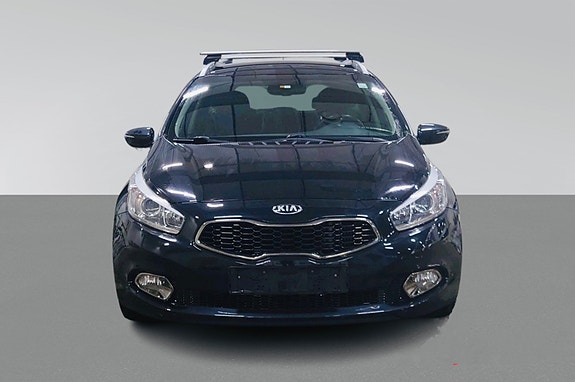Kia Ceed 2 of 5