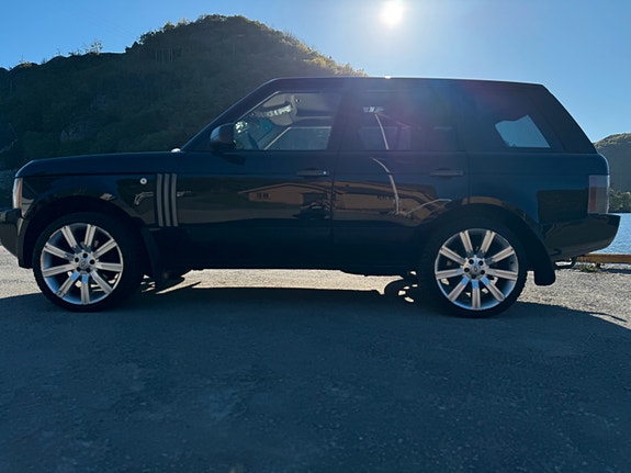 Land Rover Range Rover 4 of 5