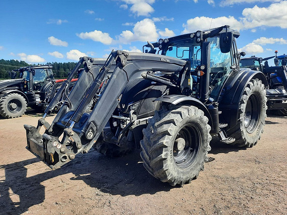 Valtra N174DST, front.hyd,laster 2018, kr 975 000,-
