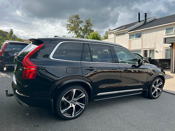 Volvo XC90 5 of 14