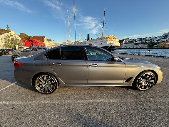 BMW 530e 6 of 30