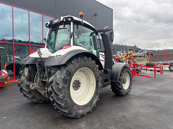 Valtra T214D 2015, kr 699 000,-