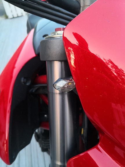 Ducati Supermotard 1100 S 15 of 24