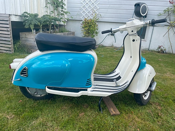 Iso Milano Diva 150 2 of 5