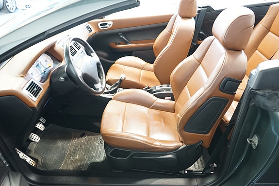 Peugeot 307 CC 9 of 17