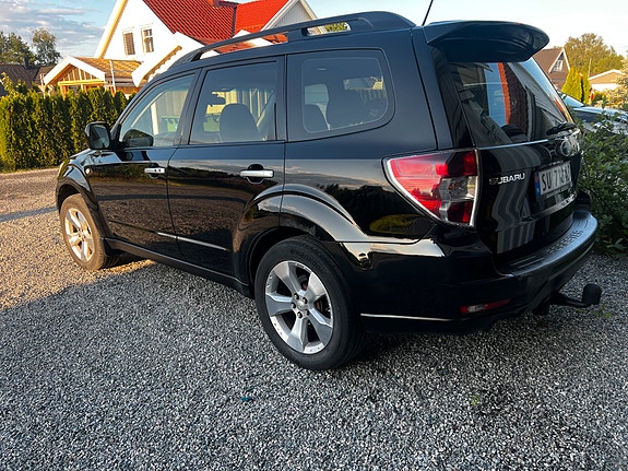 Subaru Forester 8 of 12