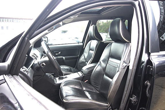 Volvo XC90 11 of 13