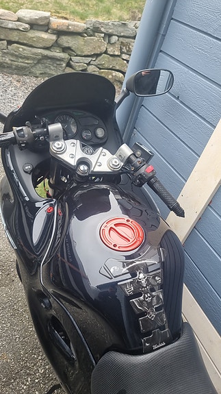 Suzuki GSX750F 9 of 9