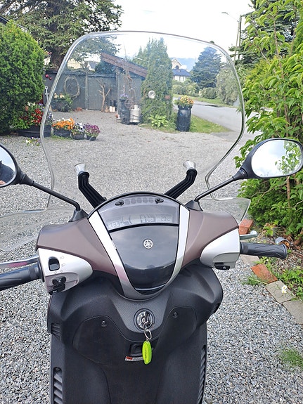 Yamaha 2 of 4