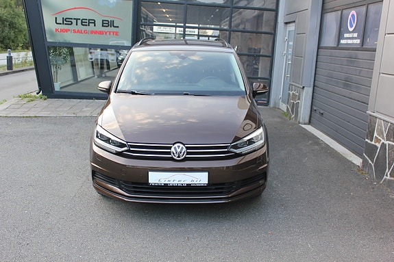 Volkswagen Touran 6 of 29