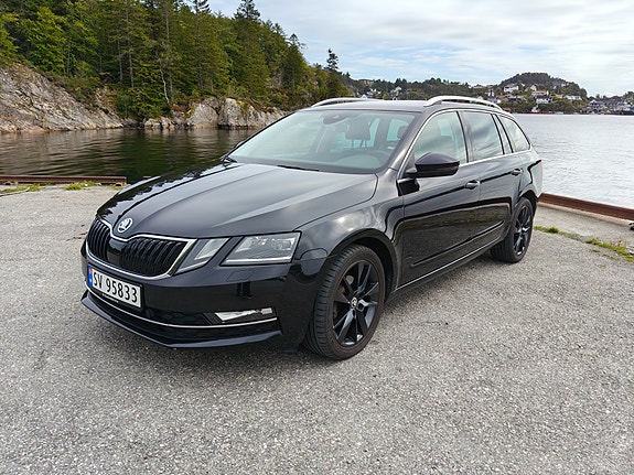 Skoda Octavia 2 of 21