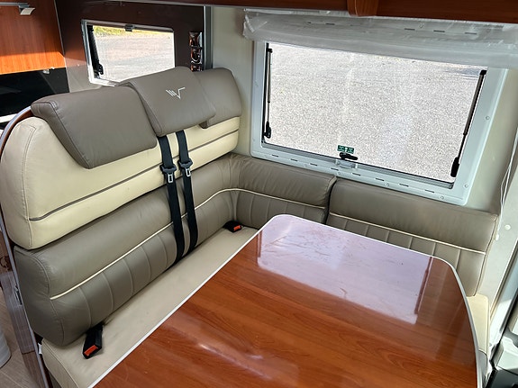 Mobilvetta K-Yacht Tekno Line 85 | lav km | ny reg. reim 24/4-26 | fukt- og gasstestet 7/8-25 | meget velholdt | enkle senger og senkeseng 17 of 30