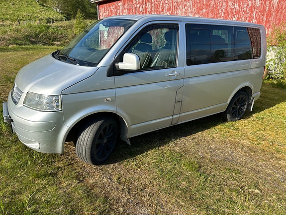 Volkswagen Transporter 2 of 23