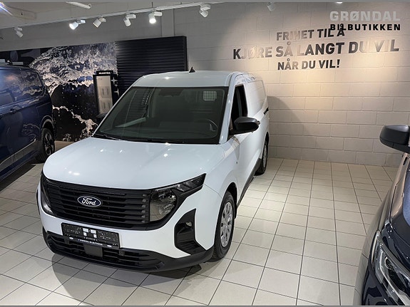 Ford Transit Courier 2 of 5