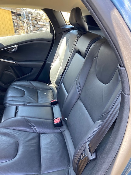 Volvo V40 15 of 21
