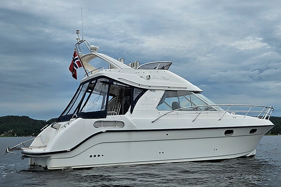 Viksund St. Cruz 310 Flybridge - Yanmar 315 hk (2011) - aksling 2 of 5