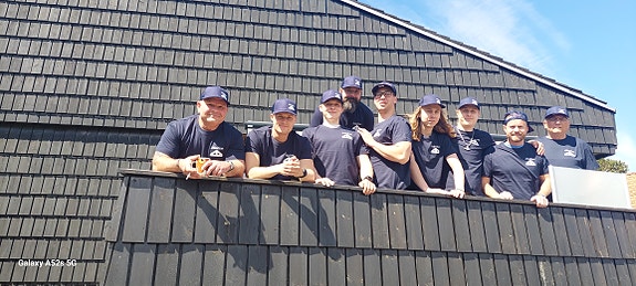 Liten, fine gjeng på sommerfest