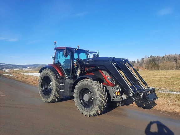 Valtra T235, Twin trac, Front.pto, GPS ready 2022, kr 1 890 000,-