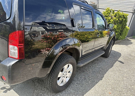 Nissan Pathfinder 26 of 30