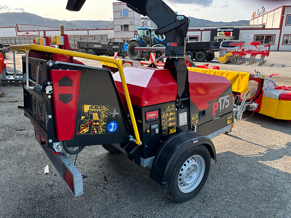 TP175 MOBIL FLISHUGGER HENGERCHASSI DIESELMOTOR