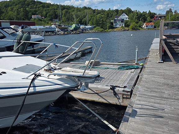 Sunseeker 40 Travado med akter Cabin, mye påkostet og stor badeplattform 14 of 30