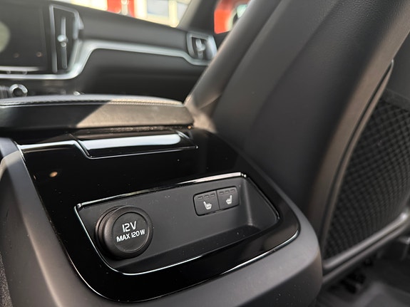 Volvo S60 25 of 30
