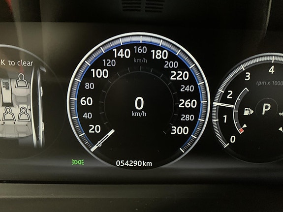 Jaguar XE 14 of 24