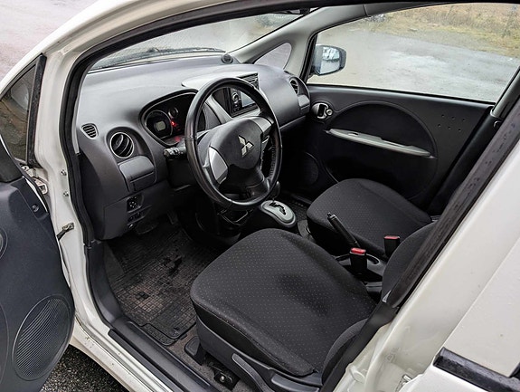 Mitsubishi i-Miev 6 of 10